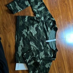 Wunder Train Cropped LS